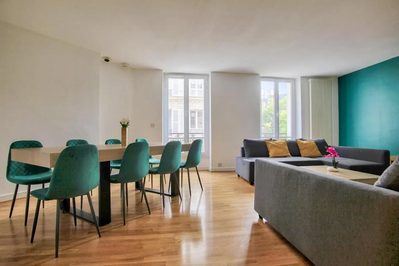 Appartement Luxurious 2 Bedrooms Tour Eiffel Breteuil Free Netflix Parijs Frankrijk